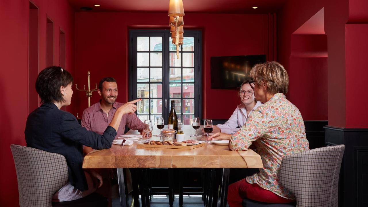 Relais Des Trois Chateaux Hotel-Restaurant - Teritoria Cour-Cheverny Esterno foto