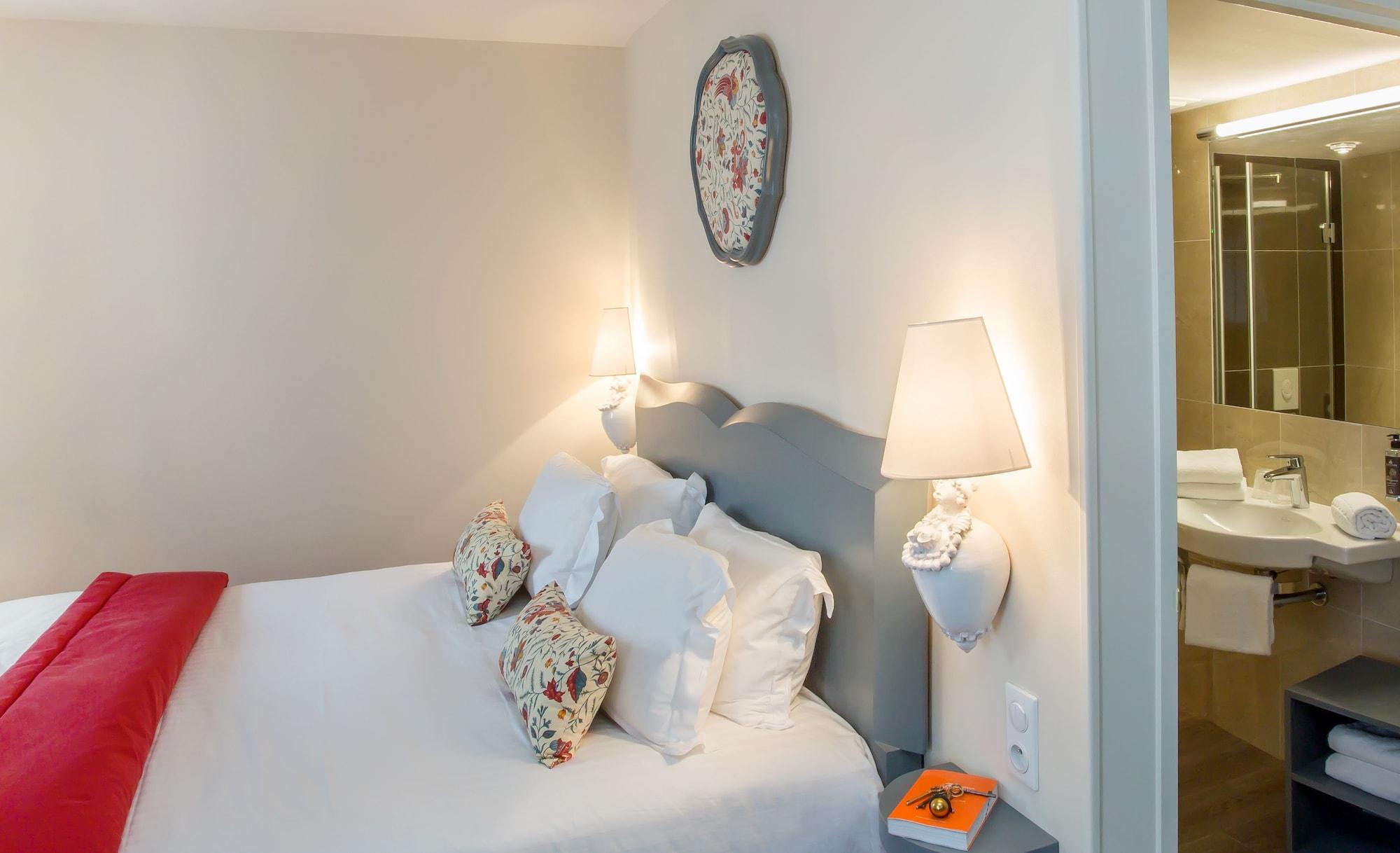 Relais Des Trois Chateaux Hotel-Restaurant - Teritoria Cour-Cheverny Esterno foto