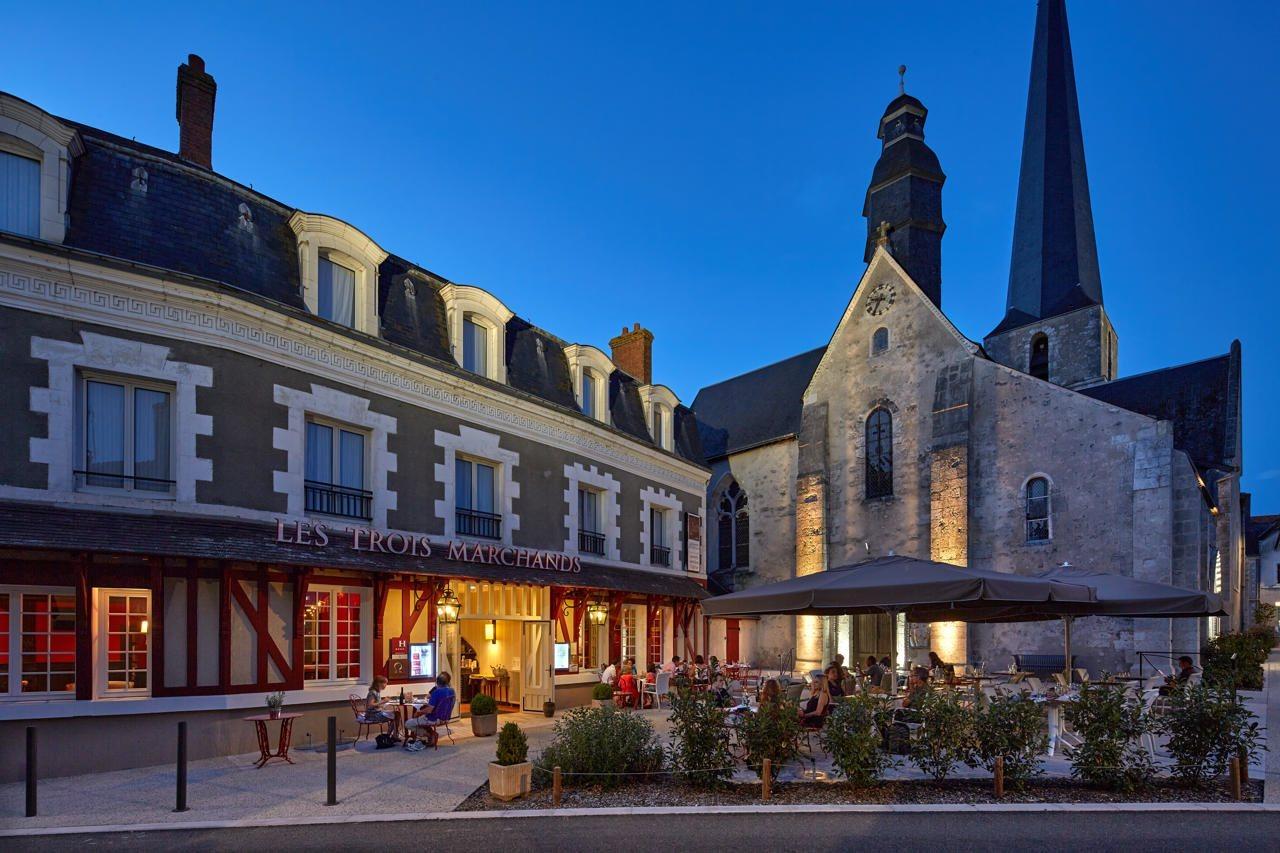 Relais Des Trois Chateaux Hotel-Restaurant - Teritoria Cour-Cheverny Esterno foto