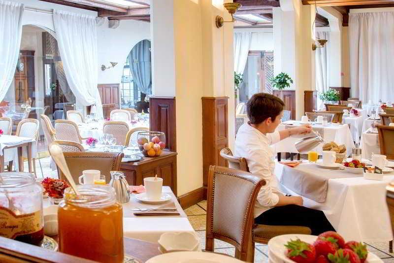 Relais Des Trois Chateaux Hotel-Restaurant - Teritoria Cour-Cheverny Esterno foto