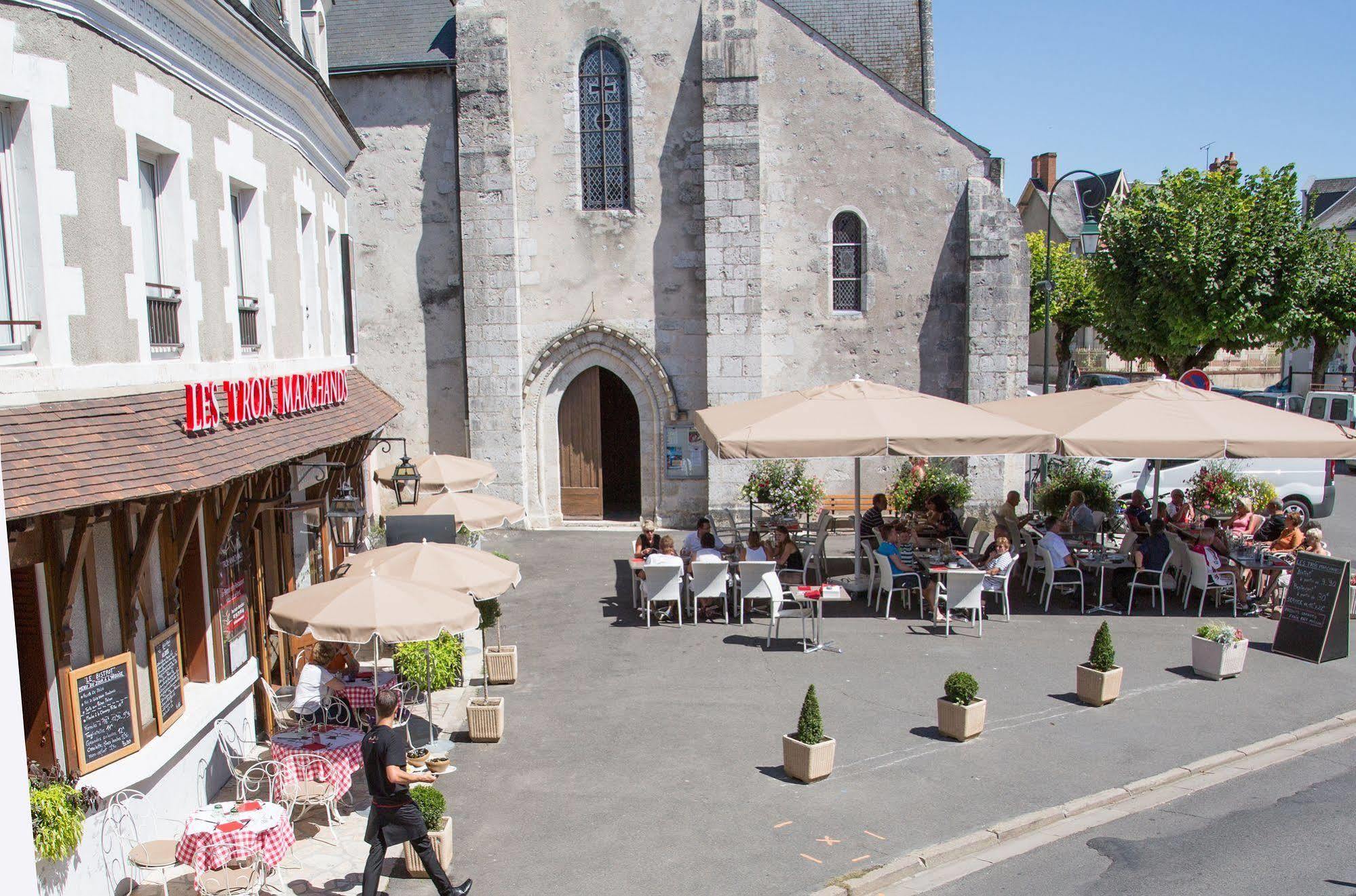 Relais Des Trois Chateaux Hotel-Restaurant - Teritoria Cour-Cheverny Esterno foto